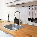 Apartment Marines 1 *